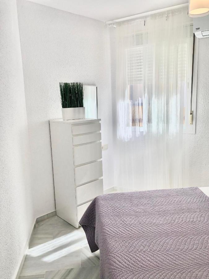 Apartamento Aretusa El Velero Захара де лос Атунес Екстериор снимка